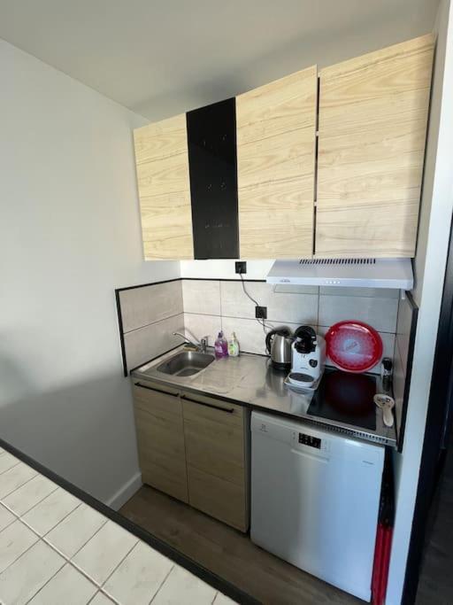 Joli Studio Cabine 1Ere Ligne Avec Parking Prive Palavas-les-Flots Luaran gambar